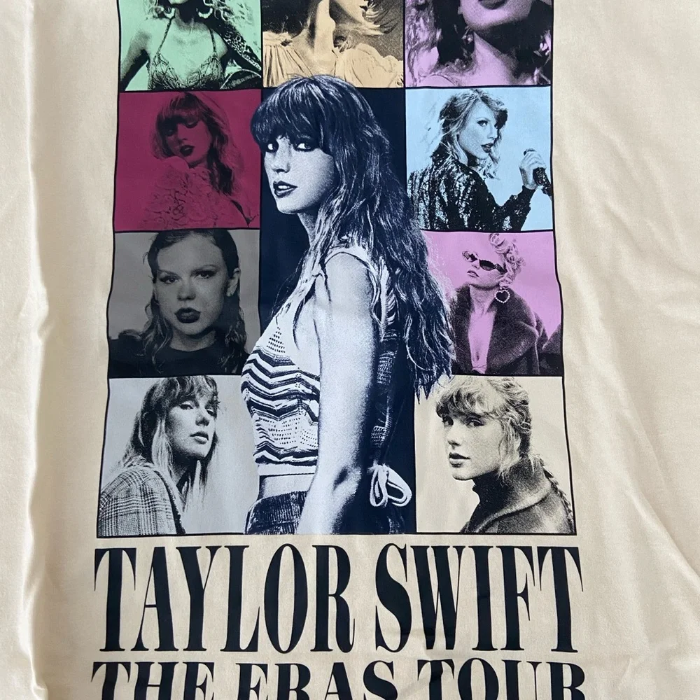 Eras tour tee - Picture 4 of 4